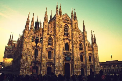 Milan Cathedral - The world's unique buildings and structures