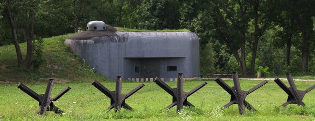 MODERNÉ FORTIFIKÁCIE NA SLOVENSKU - MODERN FORTIFICATIONS IN SLOVAKIA