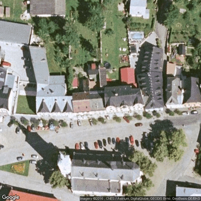 Kašperské Hory, Náměstí 306
