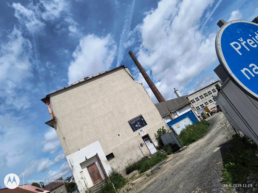 Hrádek nad Nisou -stavba