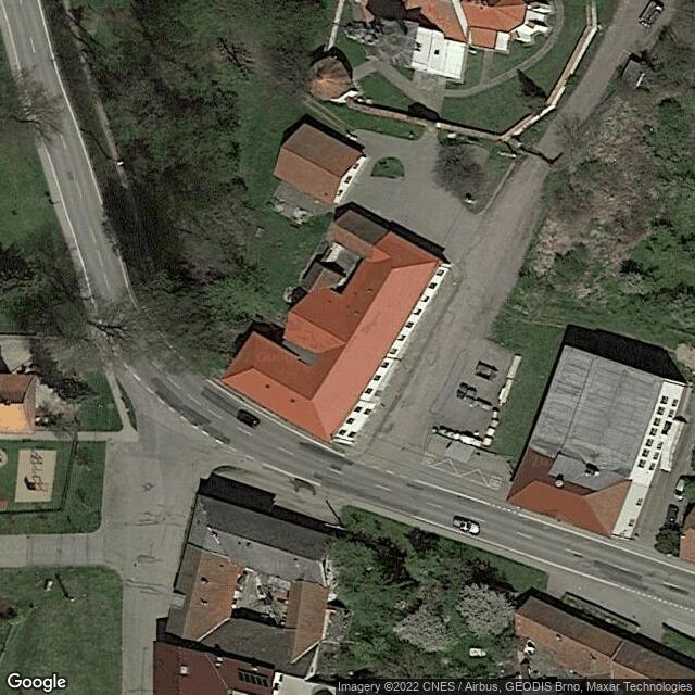 Základní škola a Mateřská škola / Початкова школа та дитячий садок