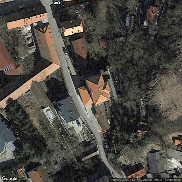 Základní škola a mateřská škola / Початкова школа та дитячий садок