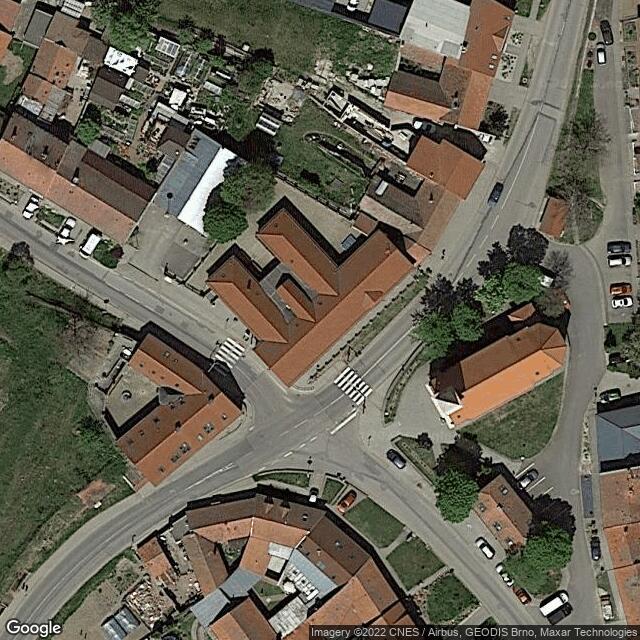 Základní škola a Mateřská škola / Початкова школа та дитячий садок