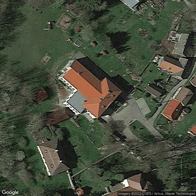 Základní škola a Mateřská škola / Початкова школа та дитячий садок