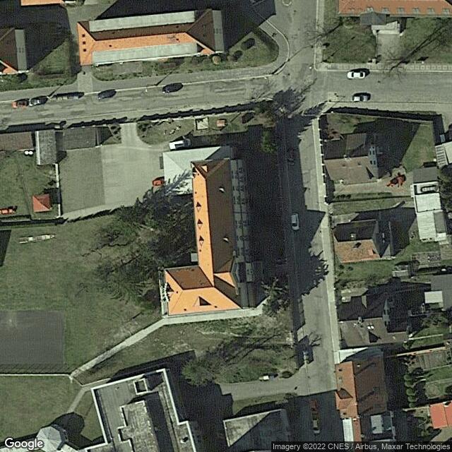 MŠ, ZŠ a a Praktická škola / Дитячий садок, початкова школа та практична школа