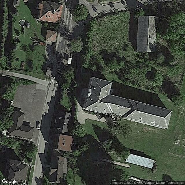 Základní škola a Mateřská škola / Початкова школа та дитячий садок