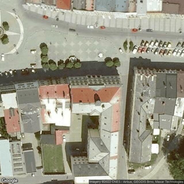 Základní škola Svitavy, náměstí Míru 73 / Початкова школа Svitavy, Miru 73 Square 73
