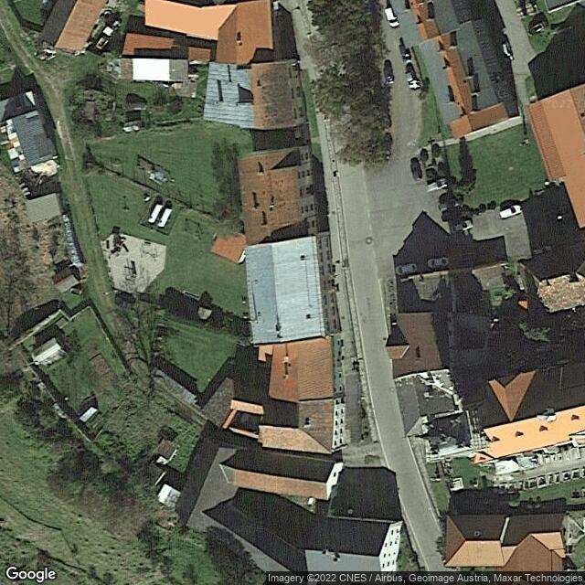 Základní škola a Mateřská škola / Початкова школа та дитячий садок