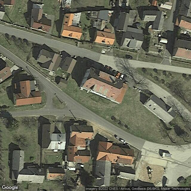Základní škola a mateřská škola / Початкова школа та дитячий садок