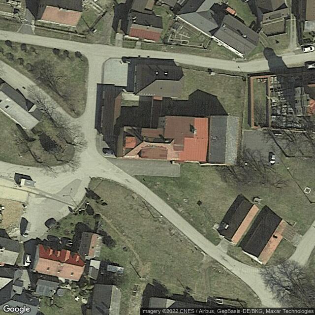 Základní škola a mateřská škola / Початкова школа та дитячий садок