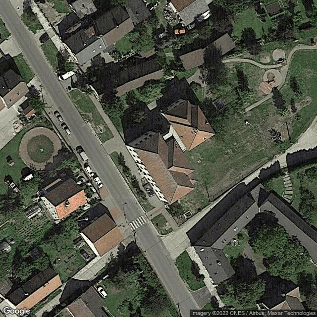 Základní škola a mateřská škola / Початкова школа та дитячий садок