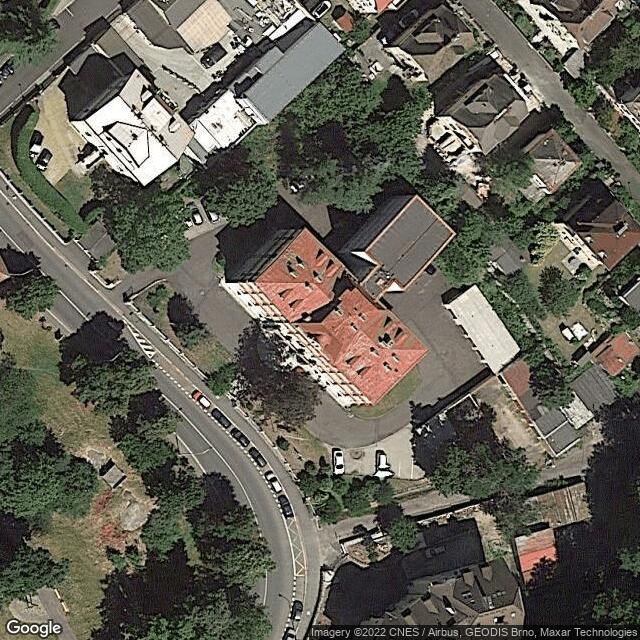 Carlsbad Montessori School, ZŠ, s.r.o. / Школа Карлсбад Монтессорі, початкова школа, S.R.O.