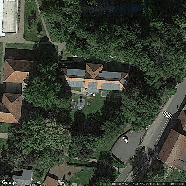 Základní škola a mateřská škola / Початкова школа та дитячий садок