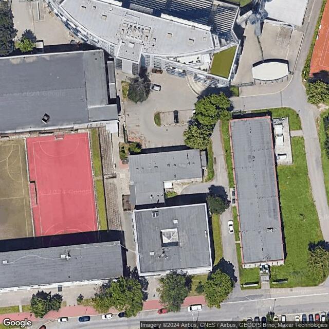 U stadionu 1166/6, Olomouc, Budova