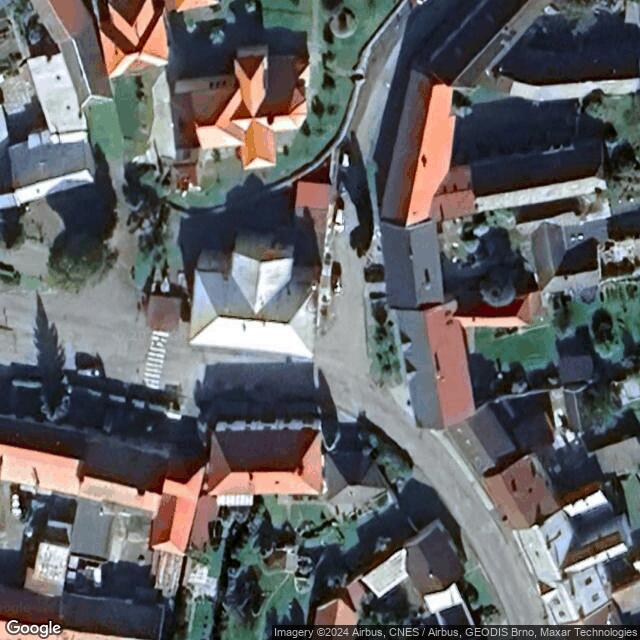 Domaželice 14, Fara