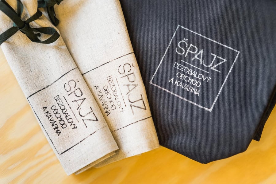 ŠPAJZ - bezobalový obchod a kavárna