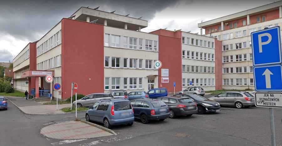 Bezbariérové parkoviště u Polikliniky Litvínov