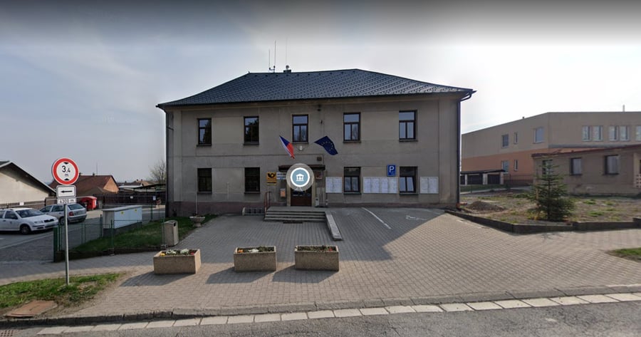 Obecní úřad a Česká pošta - Bohuslavice