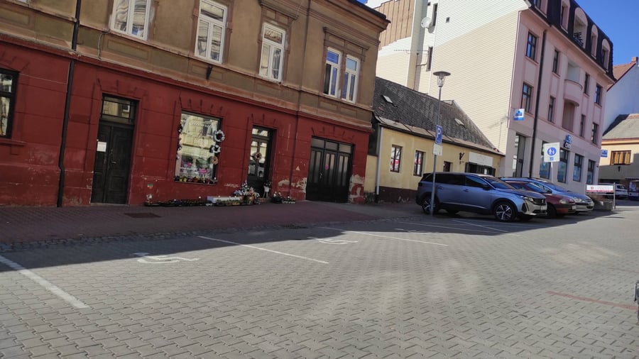 Parkoviště 