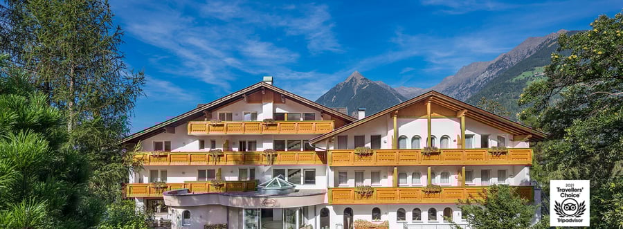 Hotel & Residence Gutenberg / Alpstein