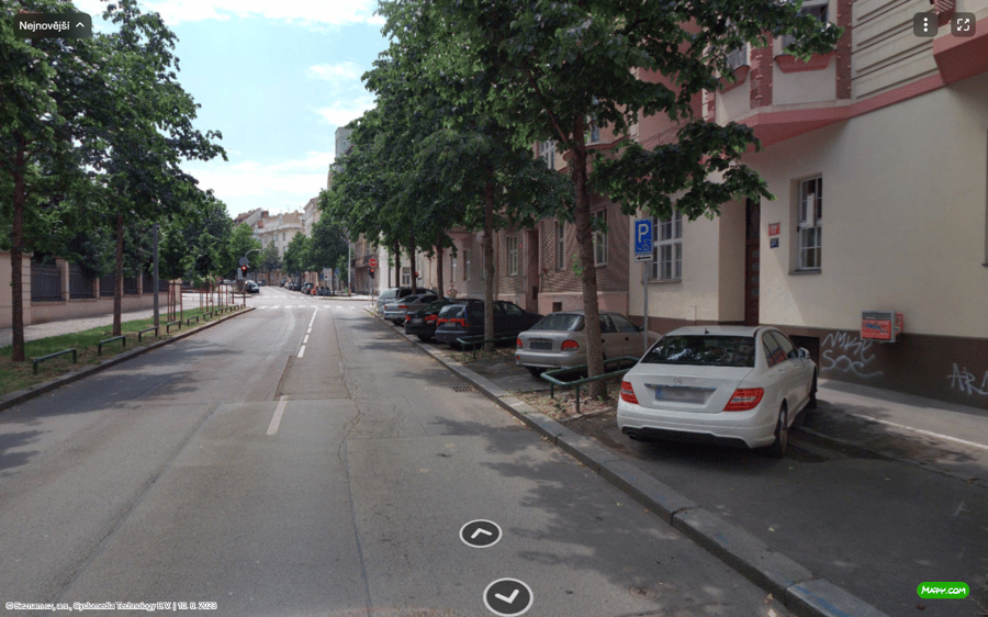 Parkoviště ul. R. Reagana, Praha 6