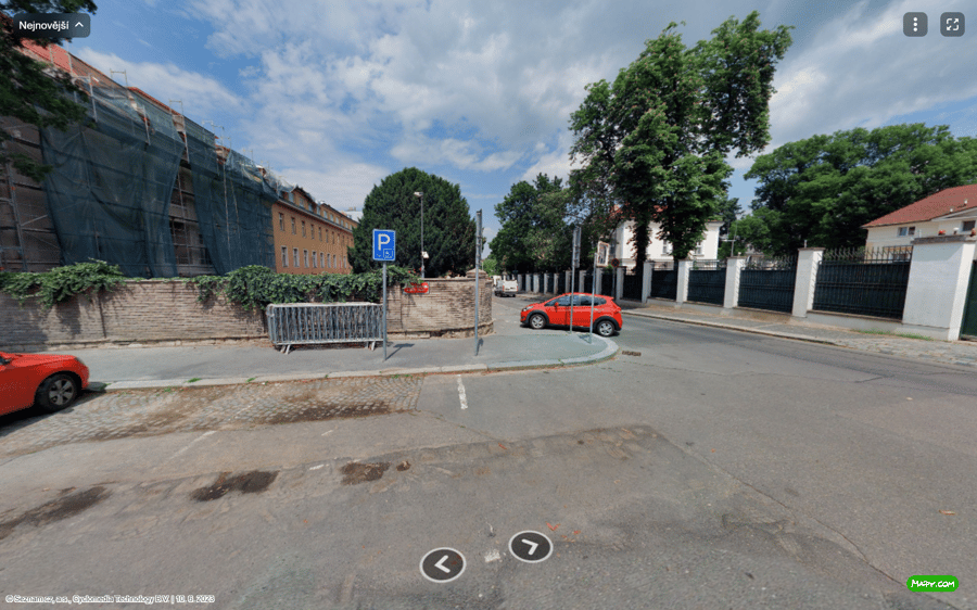 Parkoviště R. Reagana, Praha 6