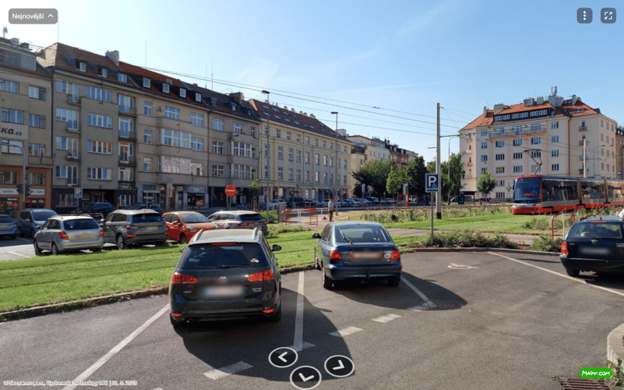 Parkoviště Koulova ul., Praha 6