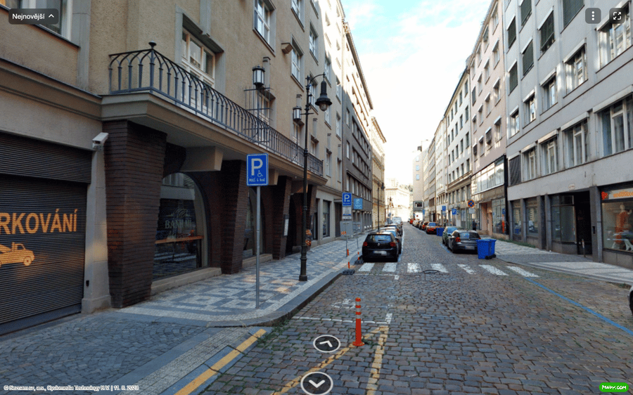 Parkoviště Dlouhá ul., Praha 1