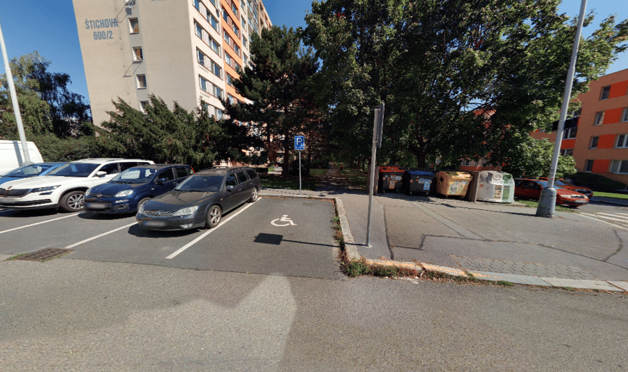 Parkoviště Hlavatého ul., Praha 11 – Háje 