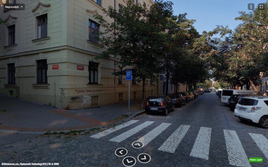 Parkoviště Roháčova ul., Praha 3 – Žižkov