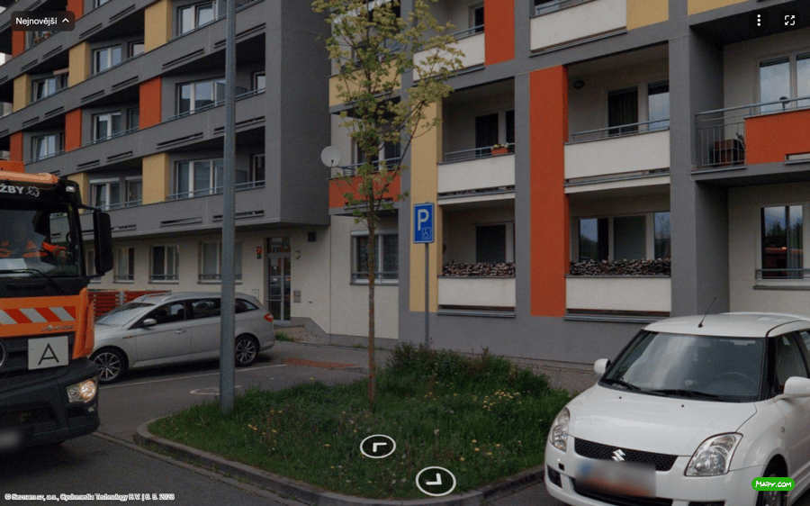 Parkoviště Sazovická ul., Praha-Zličín