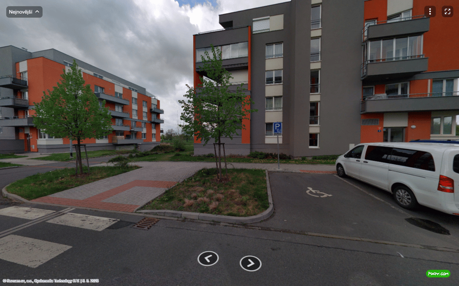 Parkoviště Sazovická ul., Praha-Zličín