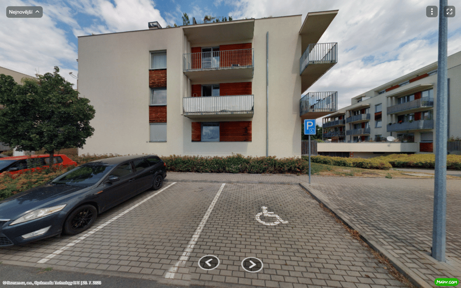 Parkoviště Rýnská ul., Praha-Čakovice