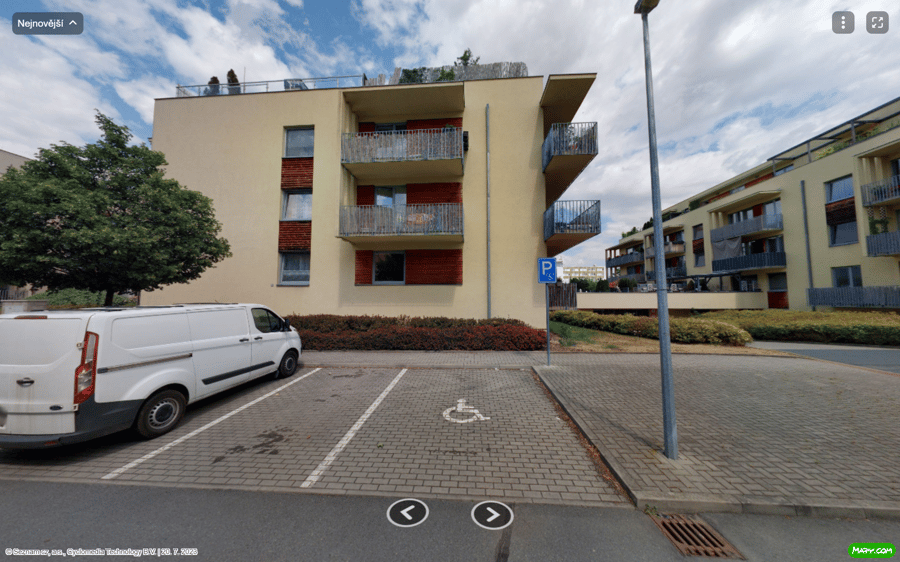 Parkoviště Rýnská ul., Praha-Čakovice