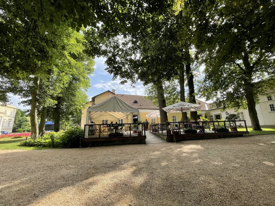 Zámecká kavárna + Zámecký park