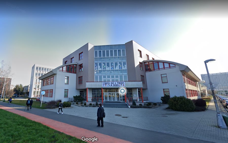 Mateřská, Speciální základní a Praktická škola, Hradec Králové