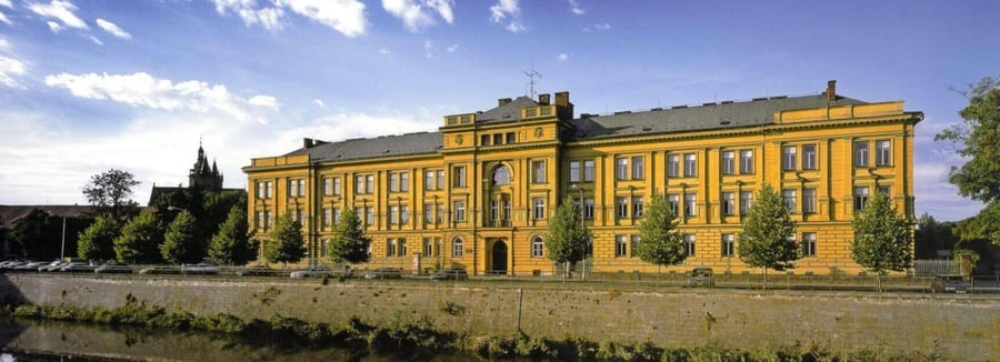 Biskupské gymnázium Hradec Králové