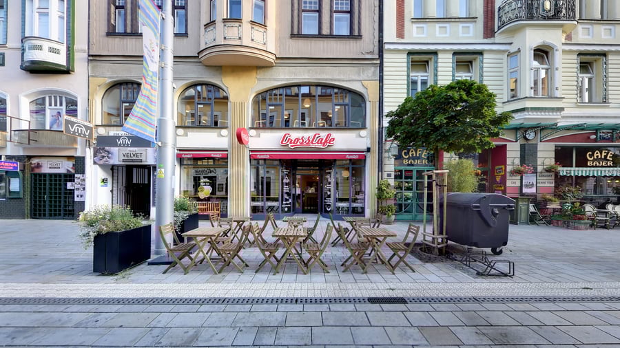 Kavárna CrossCafe Třída Míru