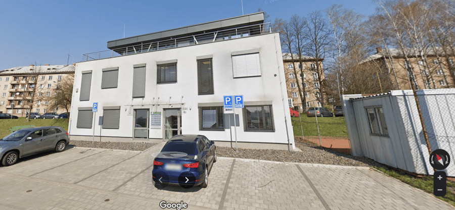 NOVADENT s.r.o. Zubní centrum
