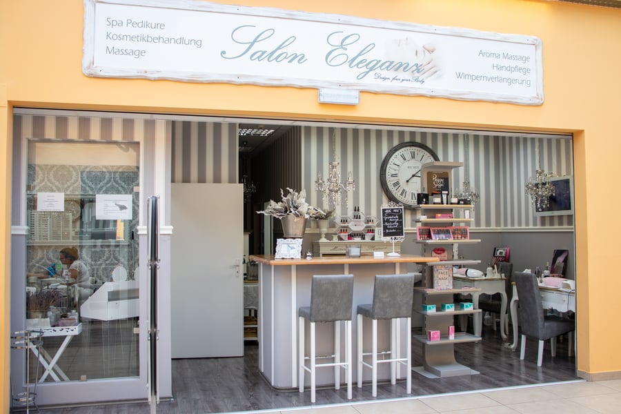 SALON ELEGANZ