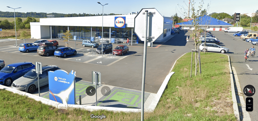 Parkoviště Lidl Dobruška