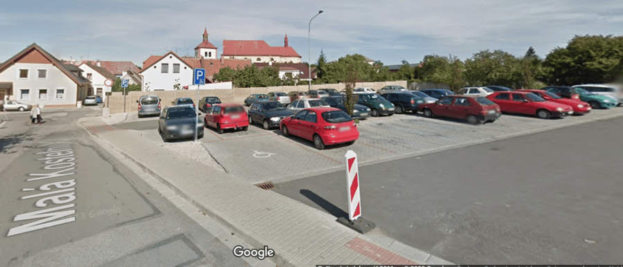 Parkoviště, Laichterova, Dobruška