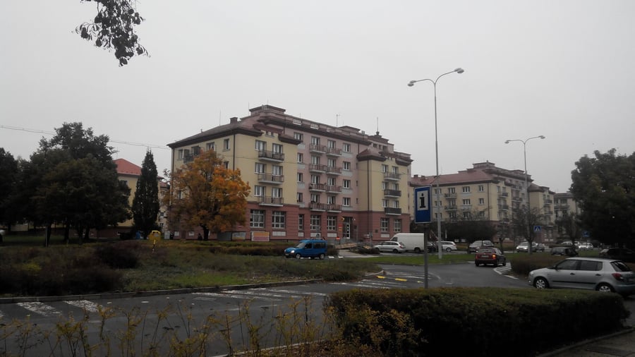 Česká pošta Hlavní třída, Ostrov