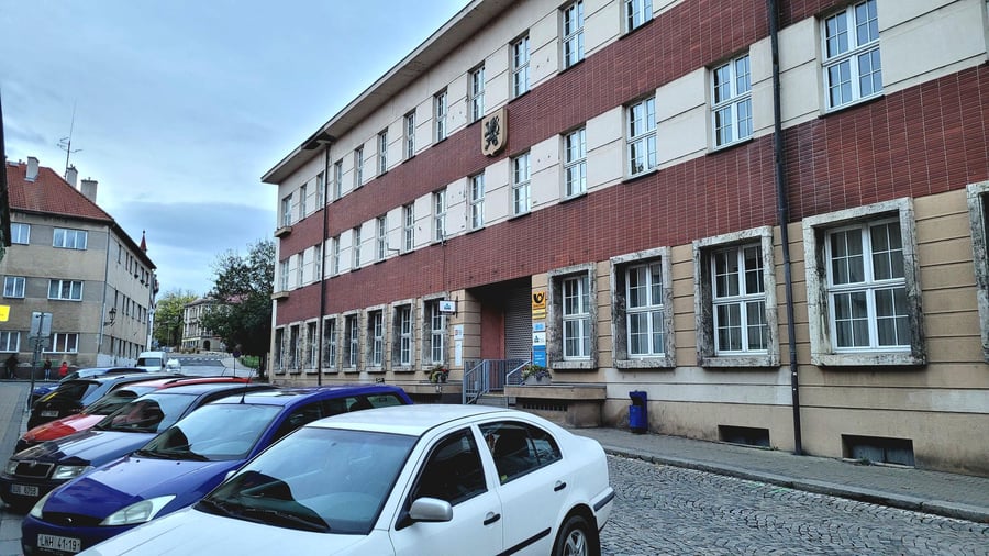 Česká pošta ul. Volyňských Čechů, Žatec 