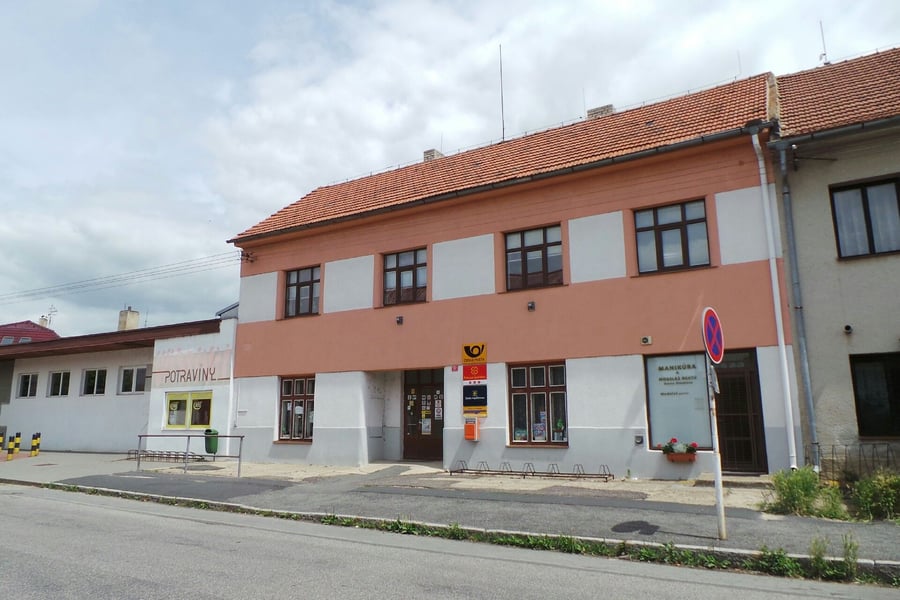 Česká pošta Palackého, Veltrusy 