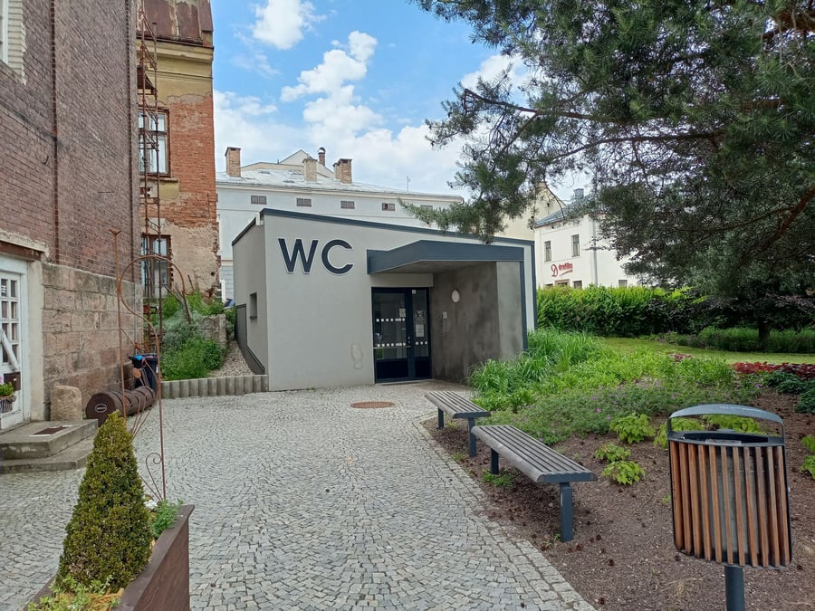 WC Hostinné