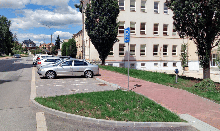 Parkoviště třída Legií, Pelhřimov 
