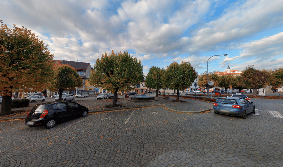 Parkoviště Husovo nám., Ledeč nad Sázavou