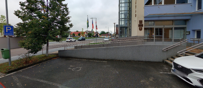 Parkoviště, Havlíčkova ul., MÚ Heřmanův Městec