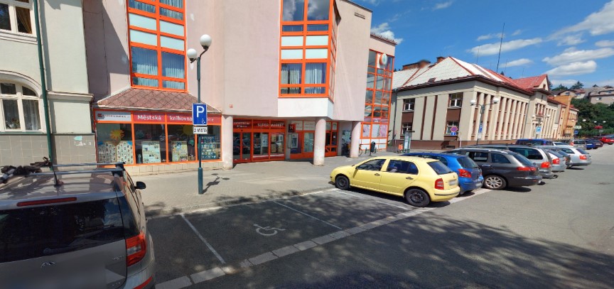 Parkoviště, ul. Bratří Čapků, Úpice